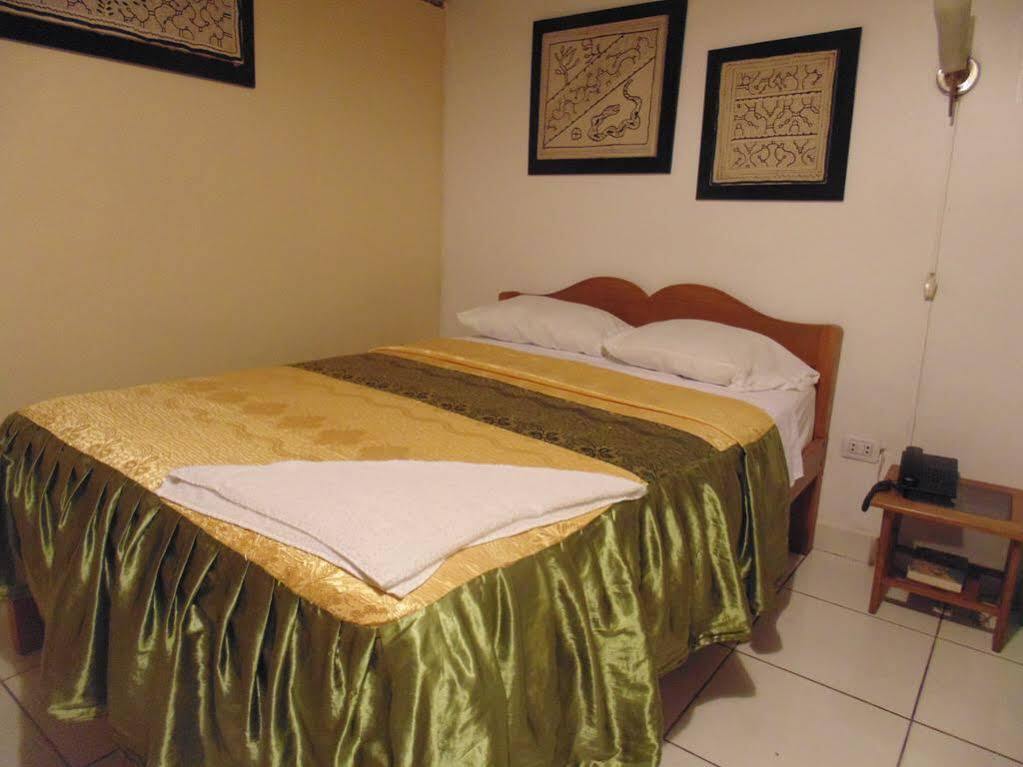 Hotel La Casona إكيتوس المظهر الخارجي الصورة